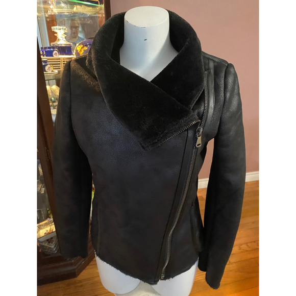Women's Le Château Black Shearling Leather Jacket S - Picture 3 of 11